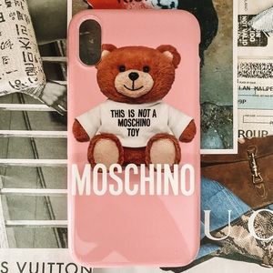 Moschino Accessories Moschino I Phone Xr Case Poshmark Moschino Accessories Moschino I Phone Xr Case Poshmark
